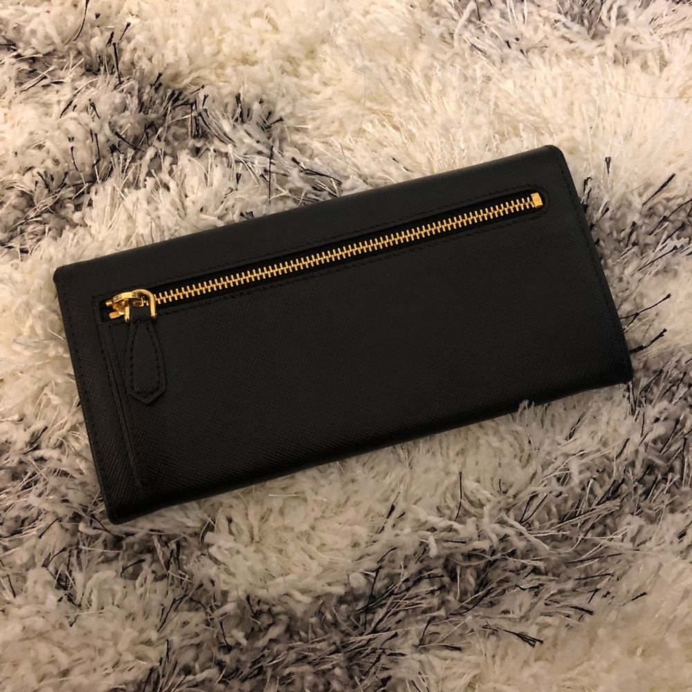 100% Authentic New Prada Saffiano Wallet - Picture 5 of 9